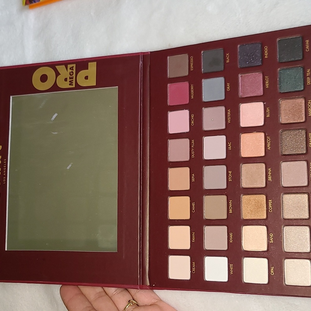 Lorac Eyeshadow Palette